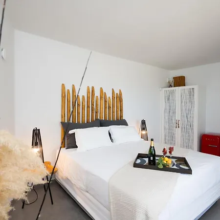 أجنحة 9 آيلاندز ميكونوس 2*